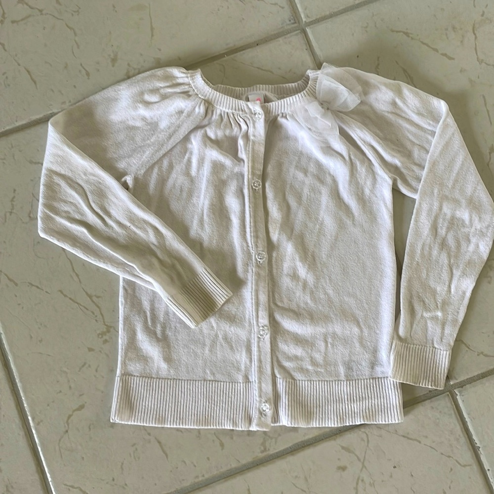 Sweater / Cardigan